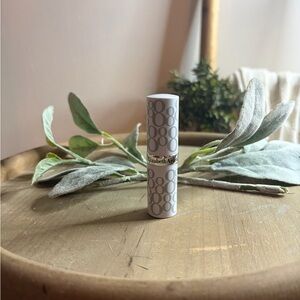 Elizabeth Arden White and Gray Lip Balm